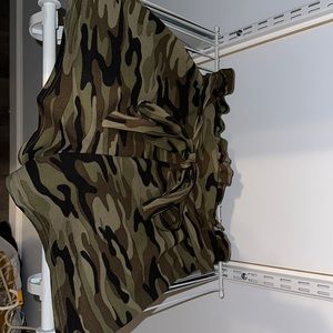 Medium camo shorts